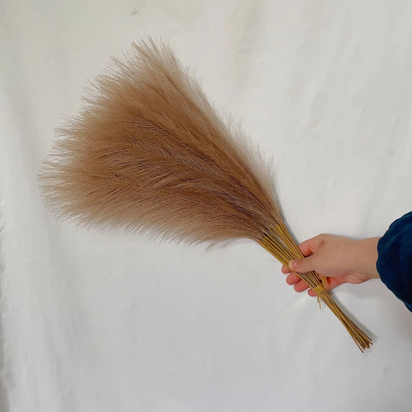 10Pcs Artificial Flowers Fluffy Pampas Grass Decor Fake Plant Reed Flower for Wedding Boho Bouquet Office Hotel Vase Decoration