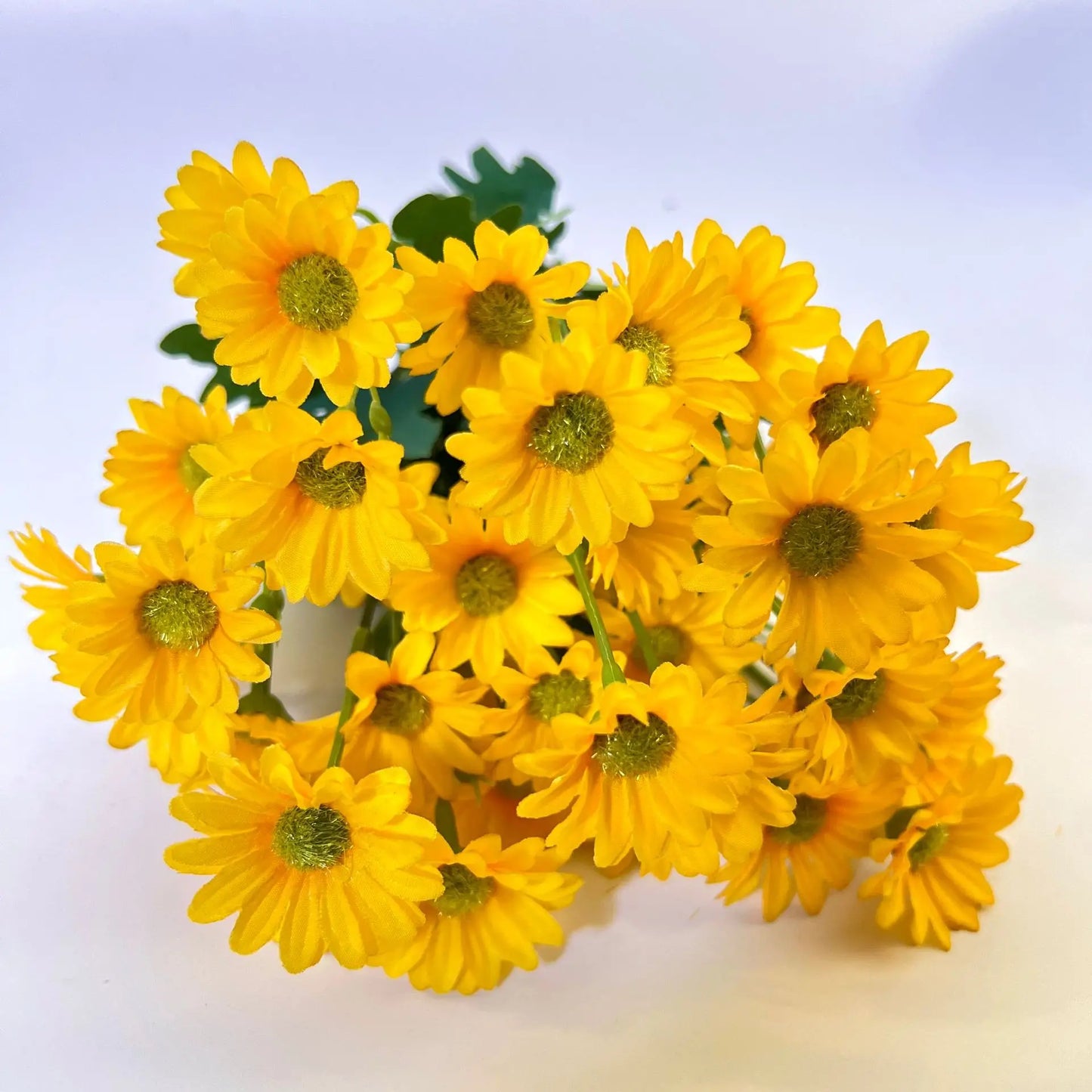 21 Heads Of Sunflowers Small Daisies Bouquets Of Chamomile Wedding Decoration Materials Home Decoration DIY Artificial Flowers C