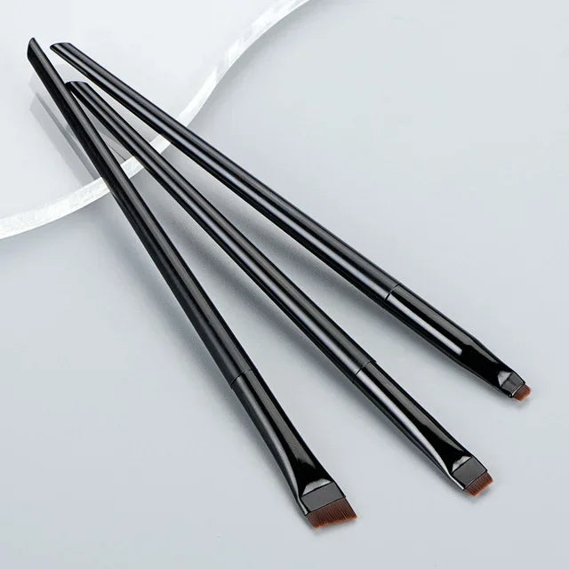 CNK Eyeliner & Brow Brush